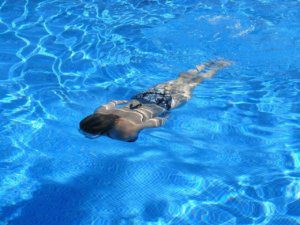 swimming lose weight after pregnancy 